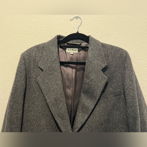 L.L. Bean Vintage Gray Wool 2 Button Blazer Classic Jacket Size 14 - Picture 5 of 7